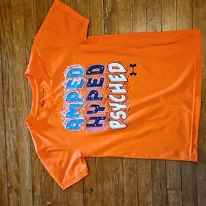 Boys under armour short sleeve shirt